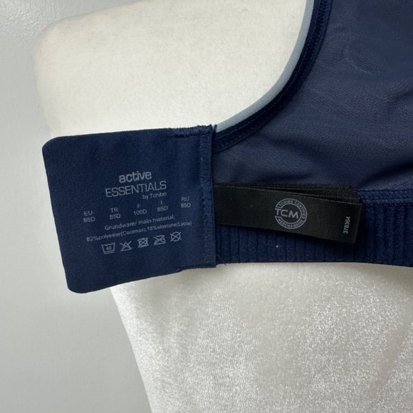 Active Essentials by Tchibo Blue Sport Bra 38D - Picture 6 of 6